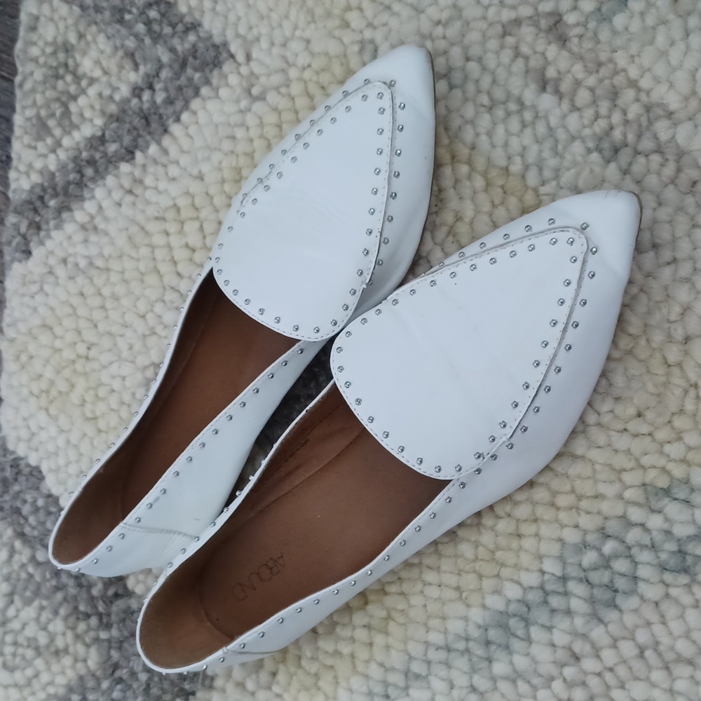 Abound shoes